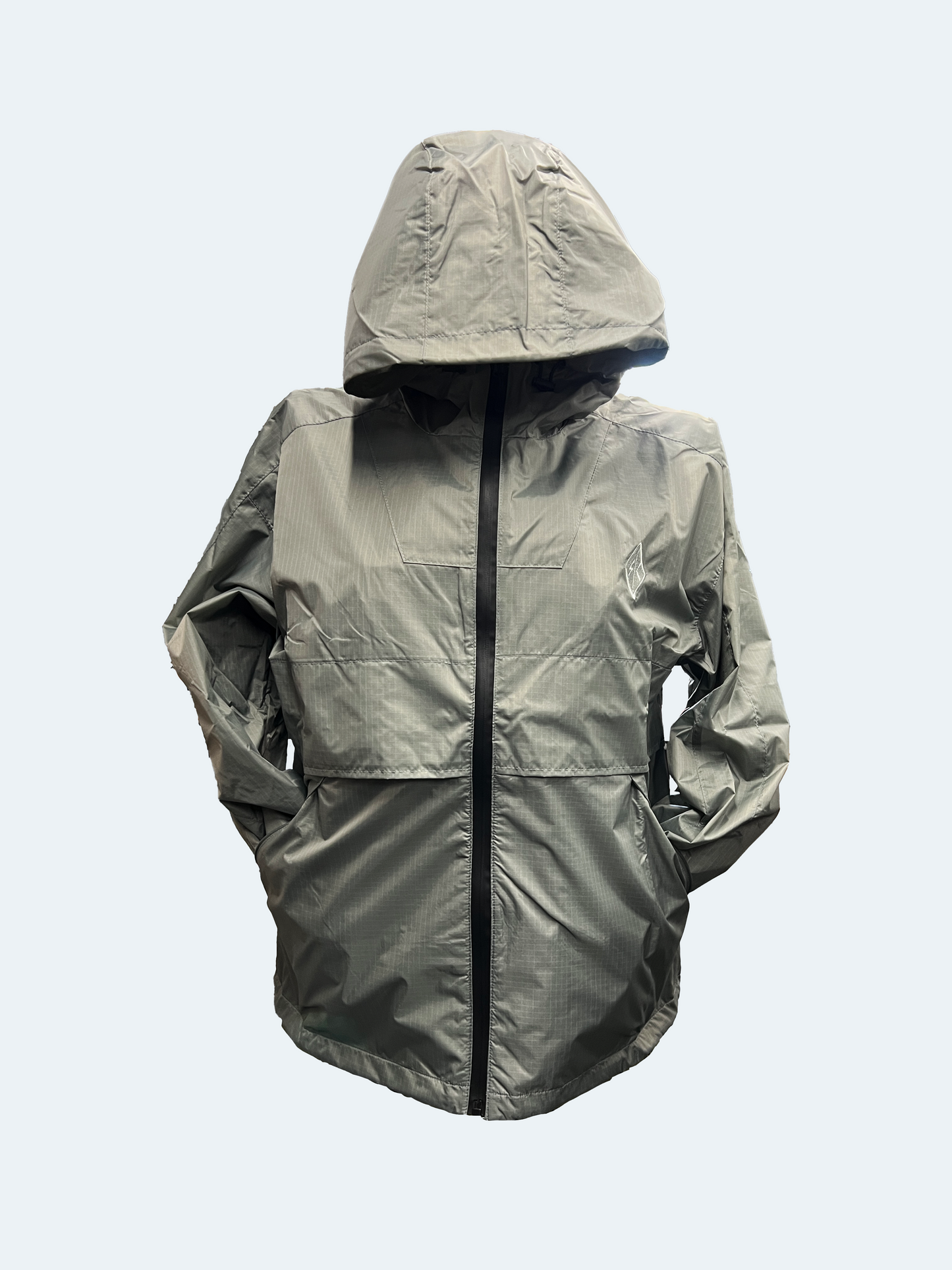 訳アリ品 QILO x SC Irregulars Gen. III Retro Windbreaker in Glacier Grey
