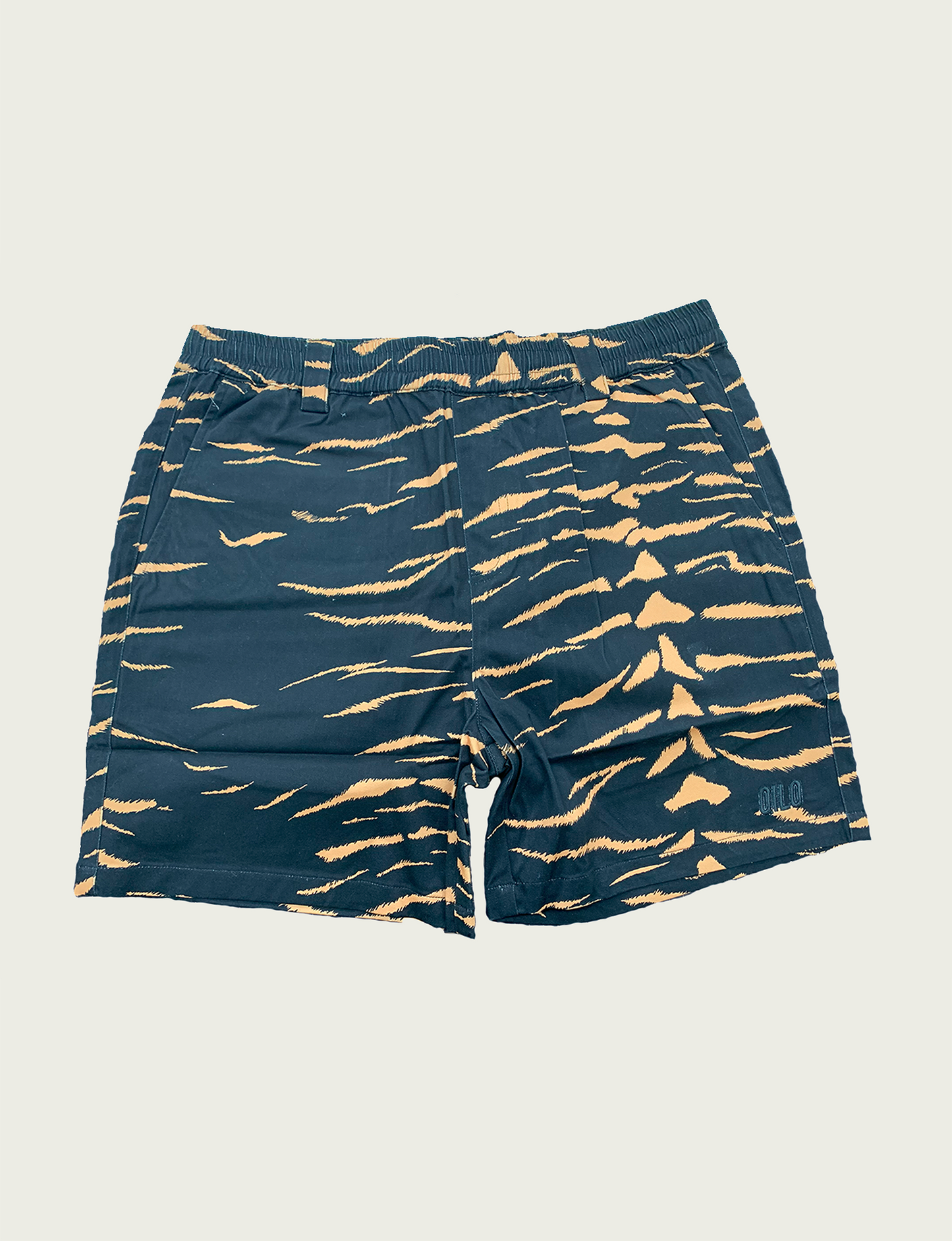 QILO EDC Short in Black Tiger キロ ショートパンツ ブラックタイガー
